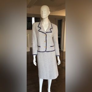 Vintage Castleberry Knit Suit size 6 Petite